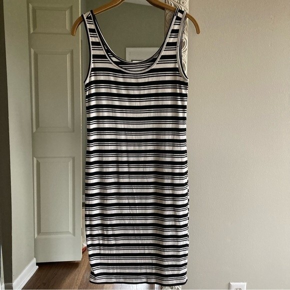 BCBGeneration Dress Womens Sm Black White Stripe Stretch Knit Tank Midi Sundress - Picture 2 of 6